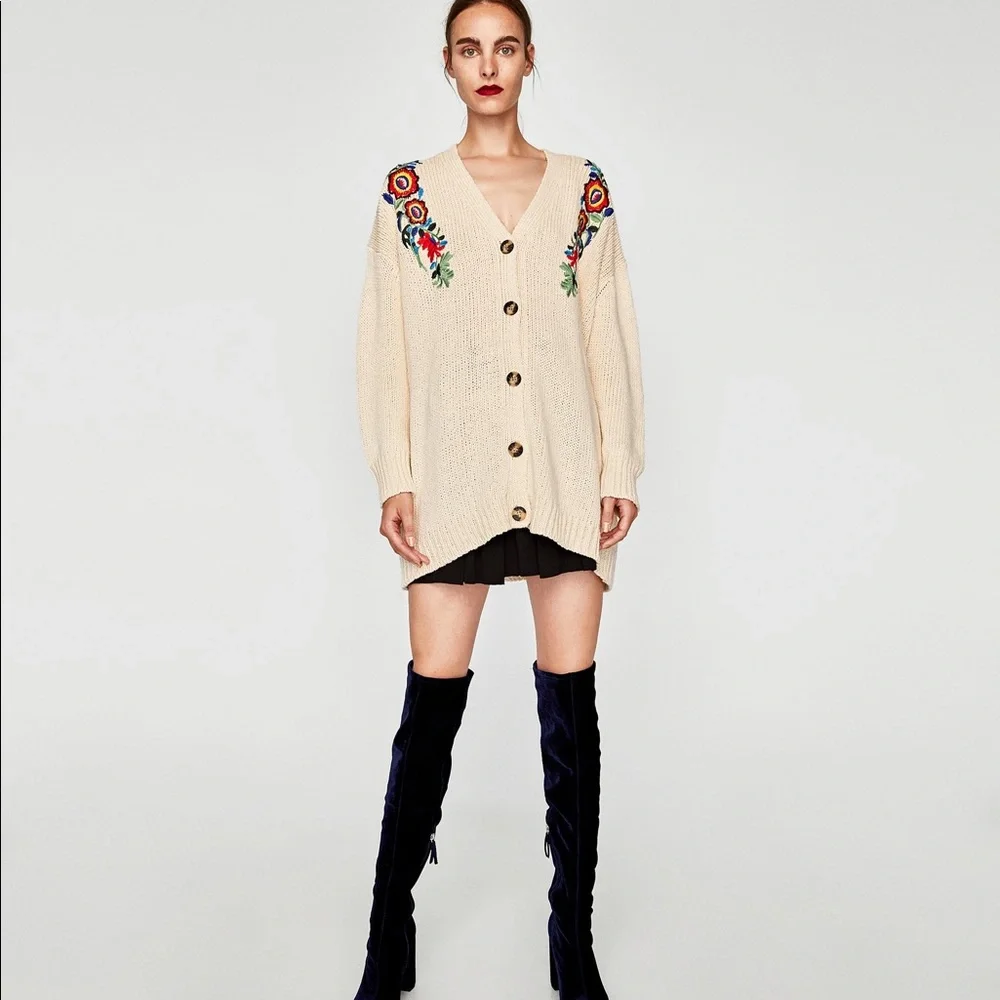 Z A R A Embroidered Cardigan - Picture 1 of 6
